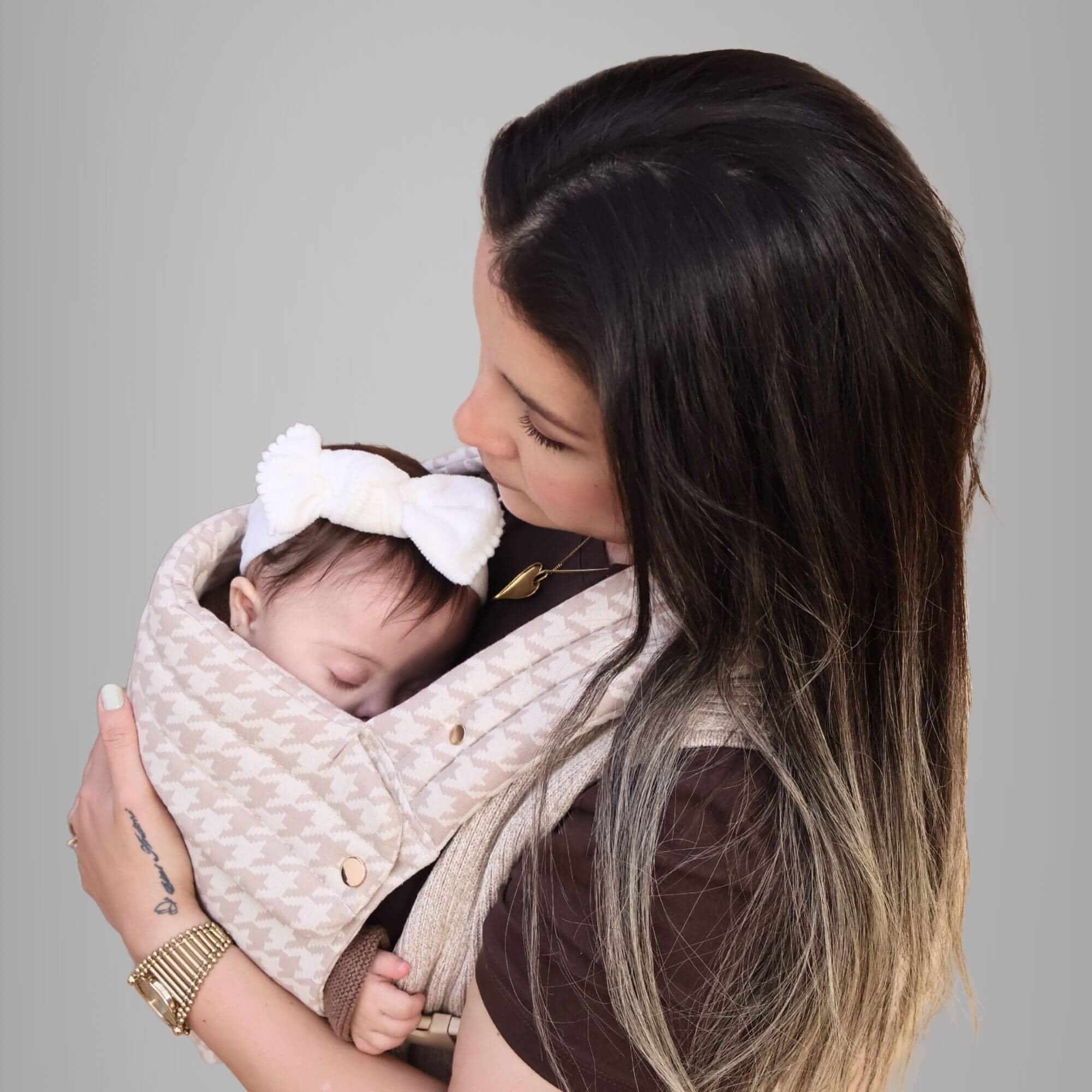 Portabebé Lúa - houndstooth beige